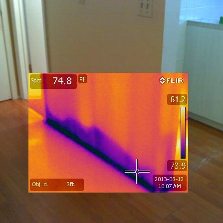 FLIR THermal Camera Showing Moisture in Living Room