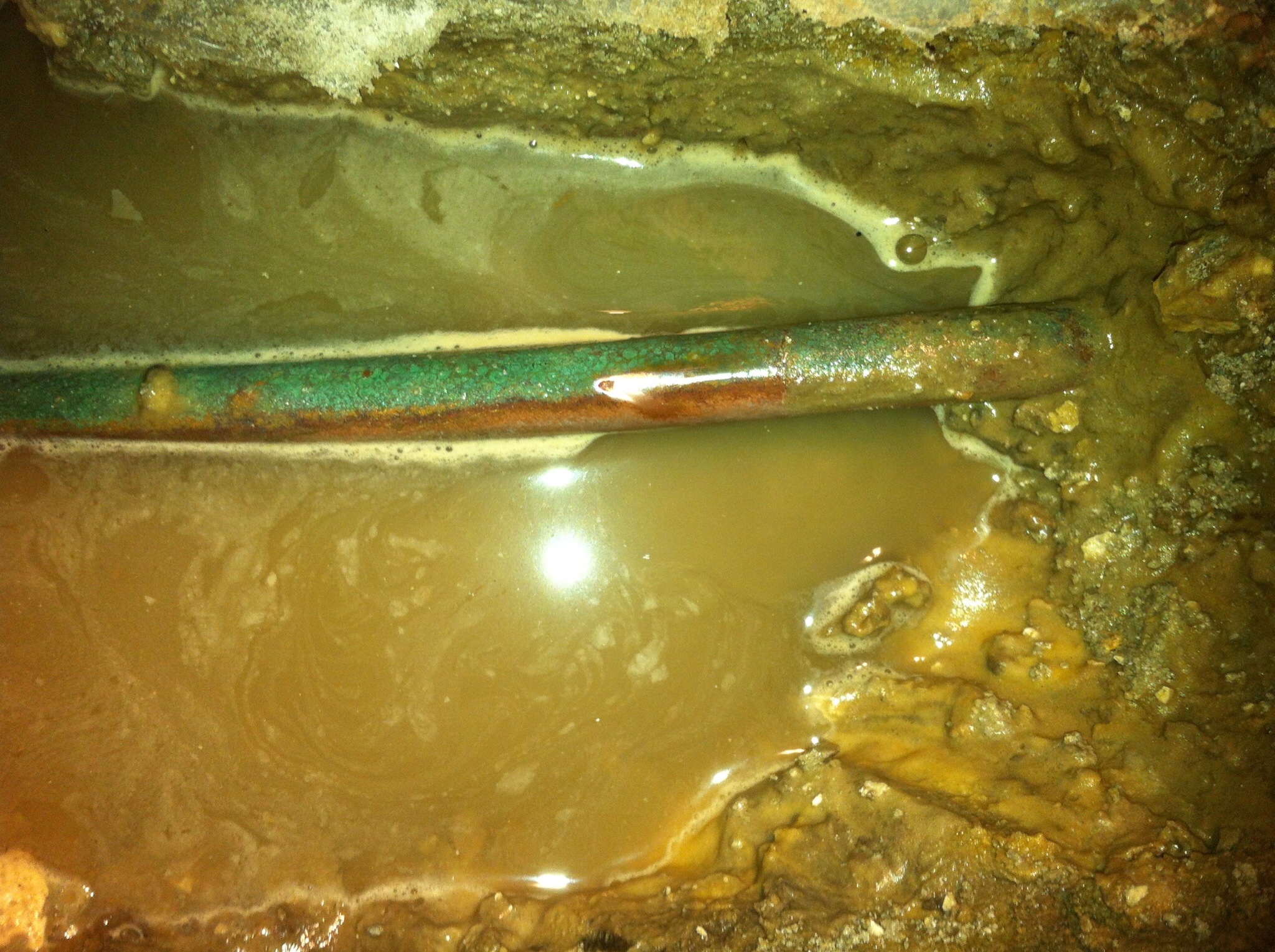 Broken copper pipe leaking