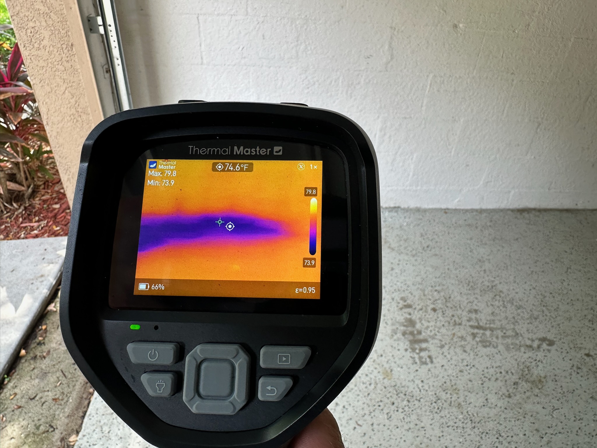 Infrared thermal imaging leak detection in Largo FL
