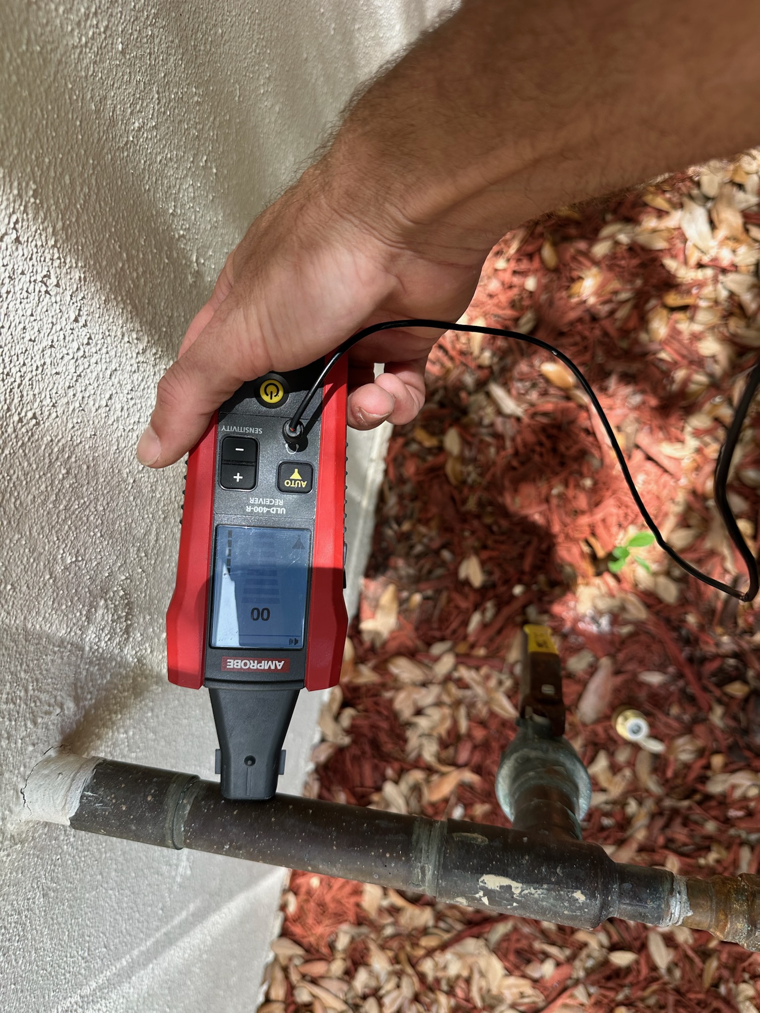 Ultrasonic leak detection on copper pipe in Largo FL
